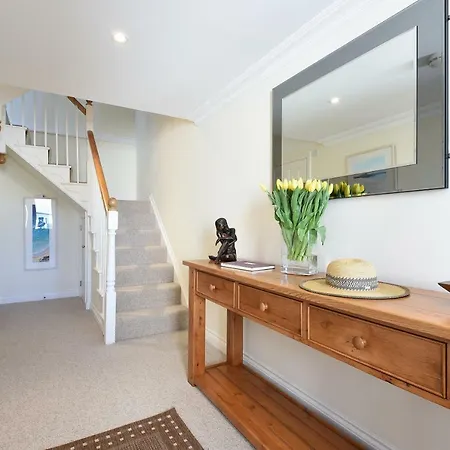 Cornerways Apartment *